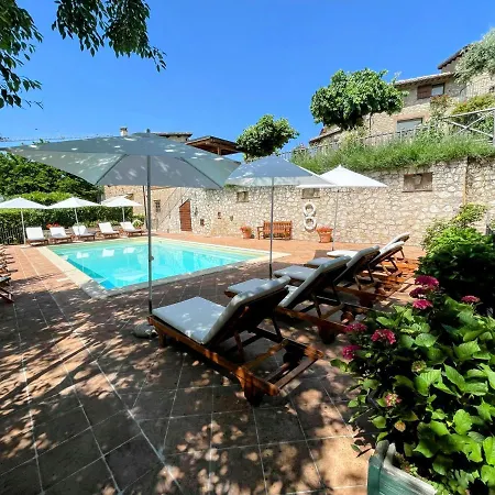 Spoleto Splash Torettawifiaircondishwasher - Large Terrace, Patio, Gardens