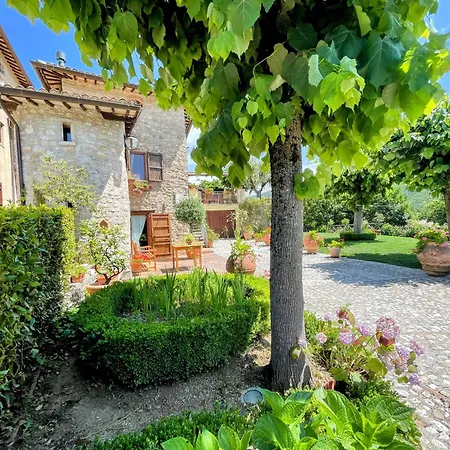 Spoleto Splash Torettawifiaircondishwasher - Large Terrace, Patio, Gardens Hotel *