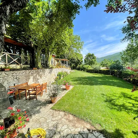 Spoleto Splash Torettawifiaircondishwasher - Large Terrace, Patio, Gardens Hotel Strettura