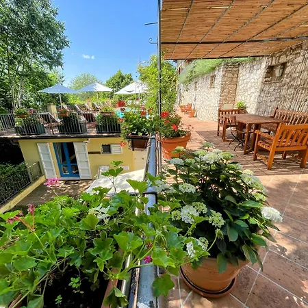 Spoleto Splash Torettawifiaircondishwasher - Large Terrace, Patio, Gardens * Strettura