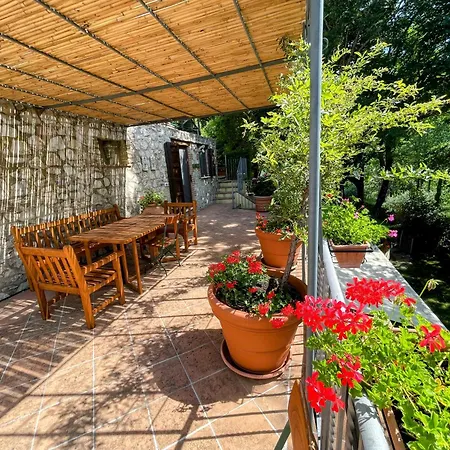 Hotel Spoleto Splash Torettawifiaircondishwasher - Large Terrace, Patio, Gardens Strettura